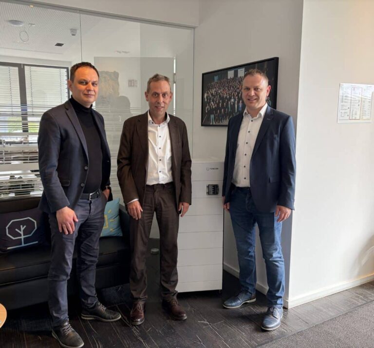 Heimatenergie statt Abhängigkeit – MdB Hans Koller besucht FENECON in Albersdorf
