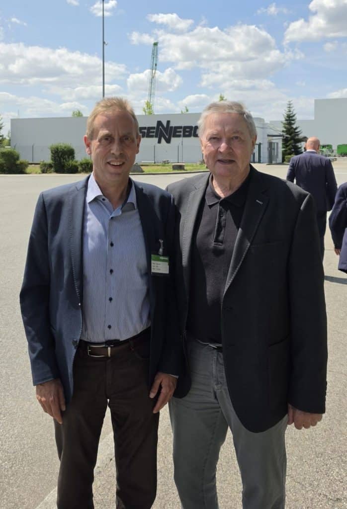 Ostbayernrunde besucht Sennebogen und den BMW-Standort Irlbach-Straßkirchen